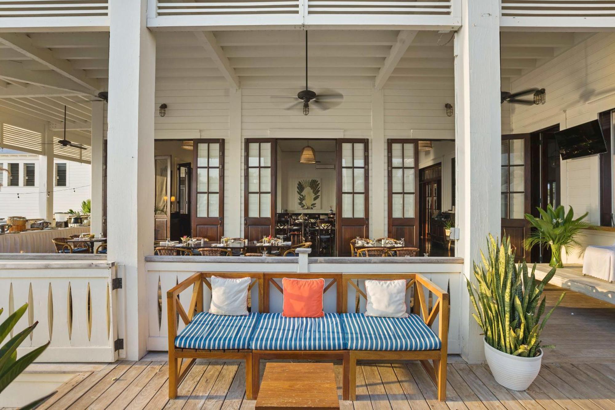 Mahogany Bay Resort And Beach Club, Curio Collection San Pedro  Ngoại thất bức ảnh